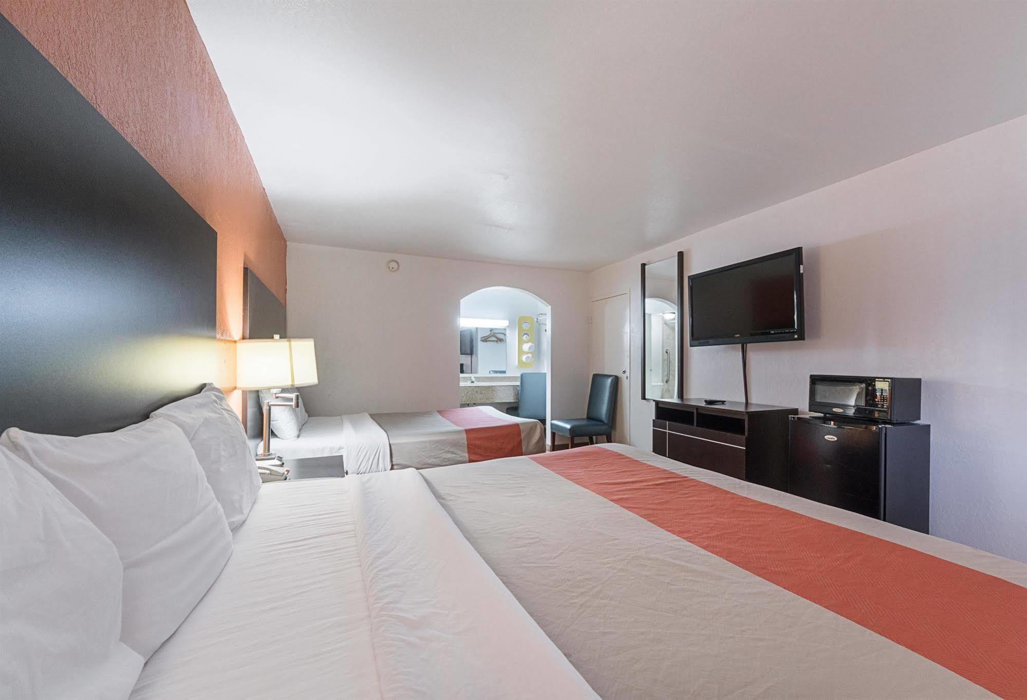 Motel 6 San Antonio Tx I10 West Buitenkant foto